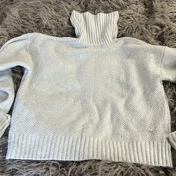 Powder blue soft turtleneck sweater L rolled cuff inside out knit pink rose - Picture 7 of 7